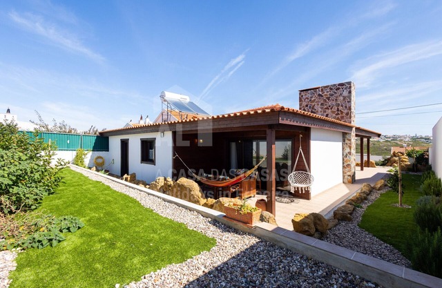 Cantinho S. Julião by ACasaDasCasas