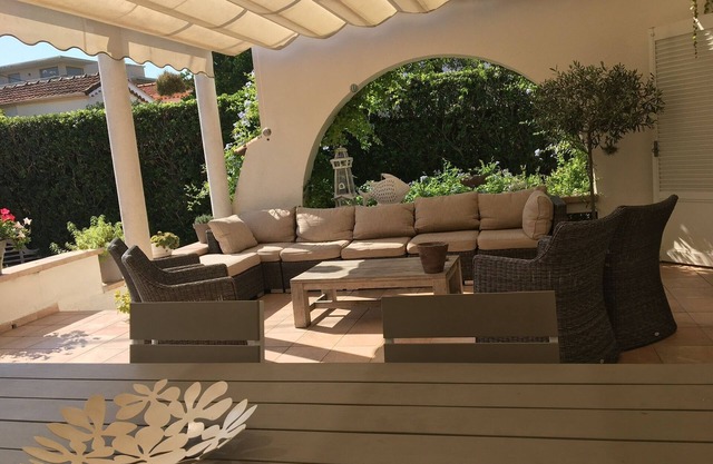 Cap d'Antibes Exceptional charming cottage