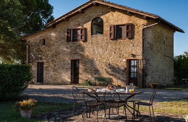 Capanna, Typical Tuscan Farmhouse With Fruit Garden