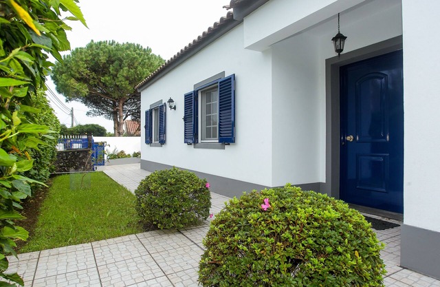 Capelas Blue, Relax & Fun up to 14 Guest!