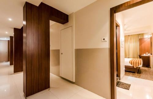 Capital O Hotel Konar Inn