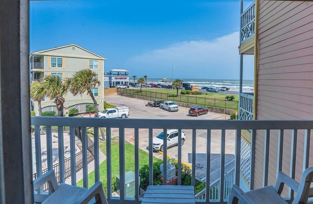 Captain's Cabana Gulf Front Condo