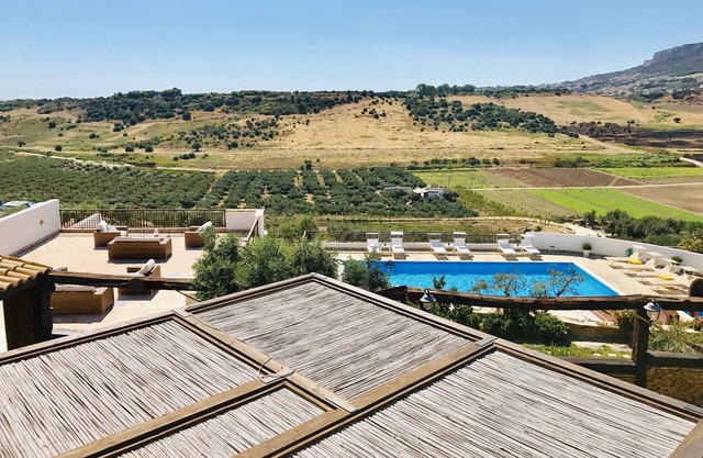 Carabollace Estate - Levante