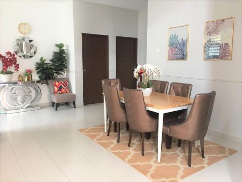 CASA ADELIA GUESTHOUSE BALOK PERDANA GEBENG