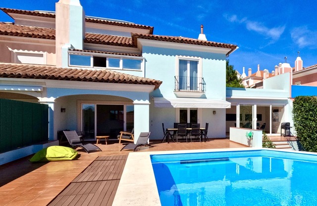 Casa Beloura - Between the sea and the mountains