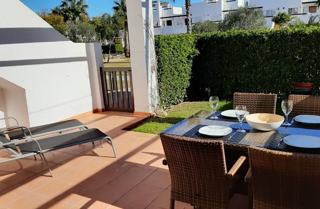 Casa Calida 2 Jardin 11