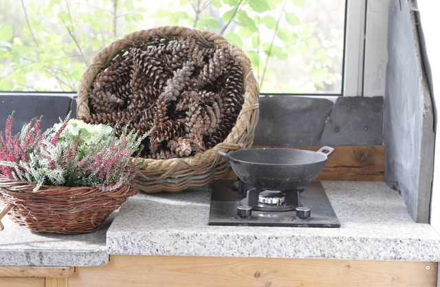 Casa Cara, meeting friends, relaxing around the campfire, playing in the garden