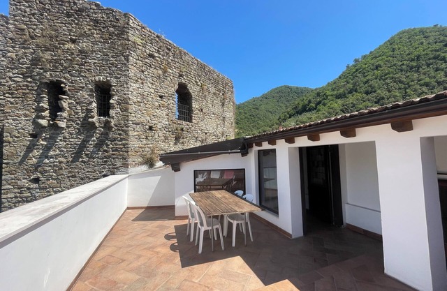 Casa Castello Sleeps 5 Isolabona Italy Sun Terrace Free WIFI