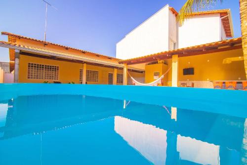 Casa Charmosa com Piscina e localização Incrível