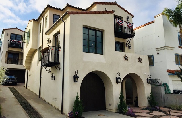 Casa Clemente - Modern Spanish Beach Home in San Clemente, Near Beach & Downtown
