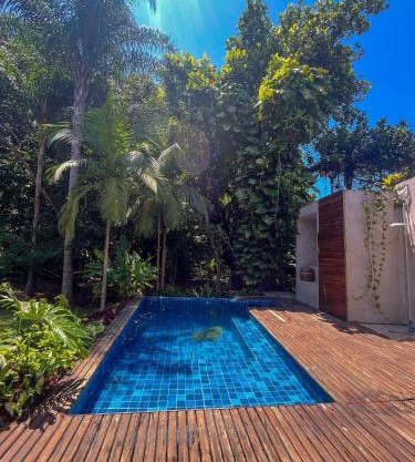 Casa com cachoeira e praia a 50m no Engenho d’Água