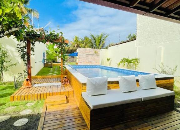 Casa com Piscina