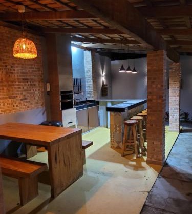 CASA COM PISCINA no CENTRO