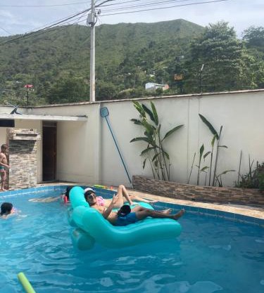 Casa completa piscina 3 Habitaciones en Chanchamayo