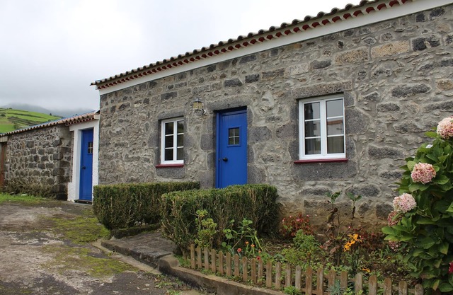 Casa da Burra - It is a rural house, built in basalt stone.