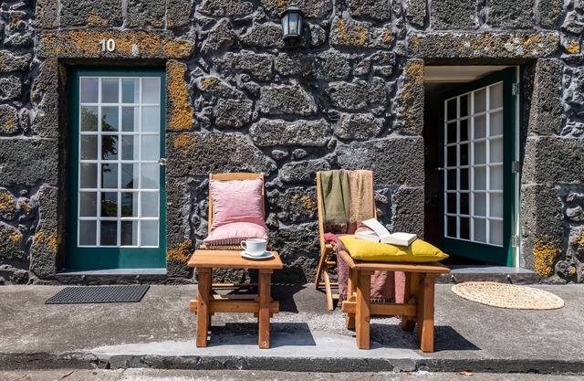 Casa de Basalto - Rustic Stone House