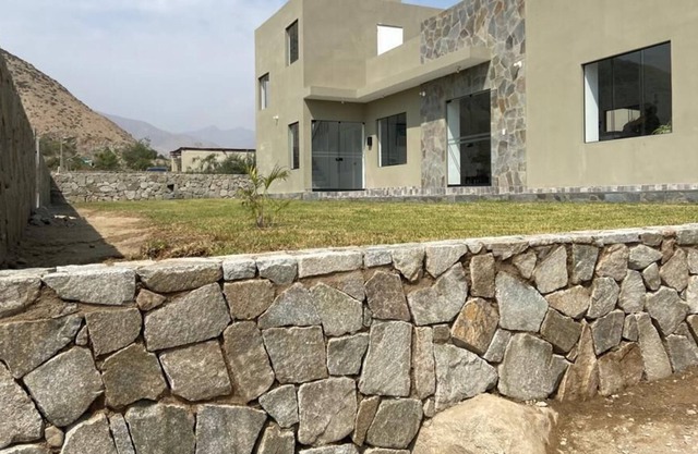 Casa de Campo Amplia con Piscina, Zona de Parrilla PET Friendly