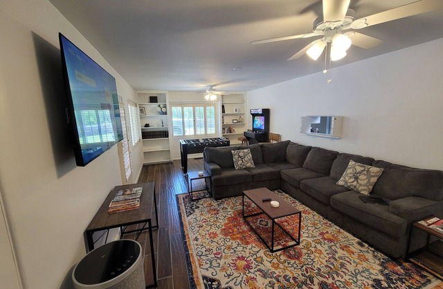 Casa de La Cruz - 3BR 3BA -w/Plasma Air Technology 2,200sf Sleeps 10