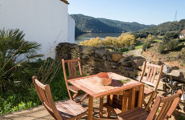 Casa de las Latrinas Bajas, Baixo/bajo Guadiana