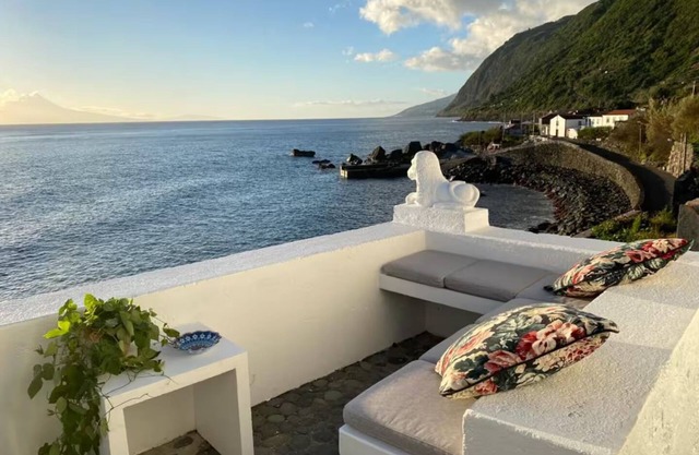 Casa de São João - Oceanfront 3BR/3BA Sunset View - Fajã de São João, São Jorge