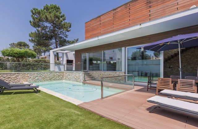 Casa do Meco by LovelyStay