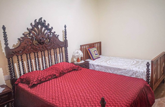 Casa do Rosa - Sleeps 6 - Parking - WiFi
