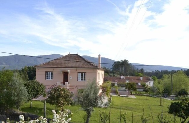 Casa dos Avós for 8 people