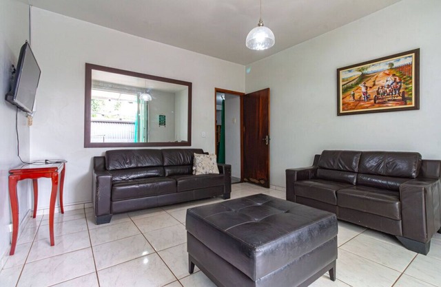 Casa equipada com ótima localização no Setor Sul