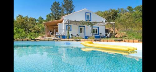 Casa Inglesa Roosa 2-4 persoons Accommodatie, Appartement Luna