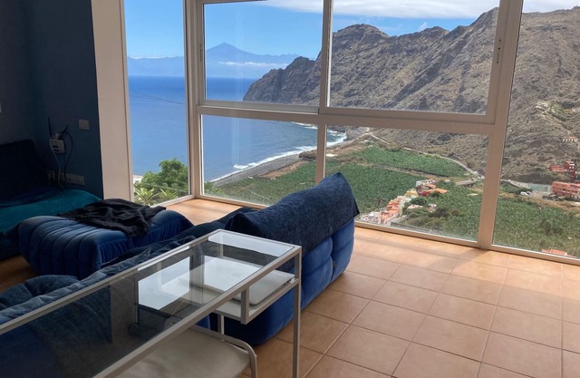 Casa Julietta - comfortable and spacious home with the BEST VIEWS in La Gomera