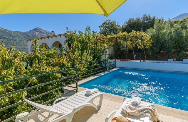 Casa Jurinea Alzar Torres by Ruralidays