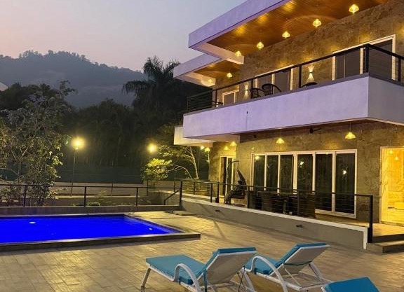 Casa King & Casa Queen Villas