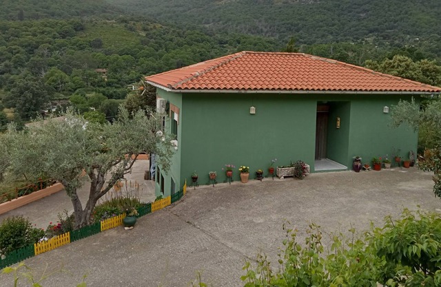 Casa Las Alberquillas, rural environment, to enjoy nature.
