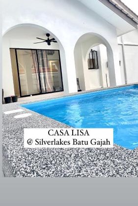 Casa Lisa private pool at Silverlakes Batu Gajah #guestmuslim