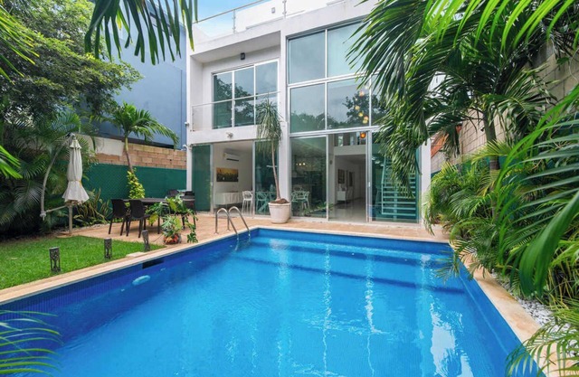 Casa Lula, 5-BR Getaway in Riviera Maya