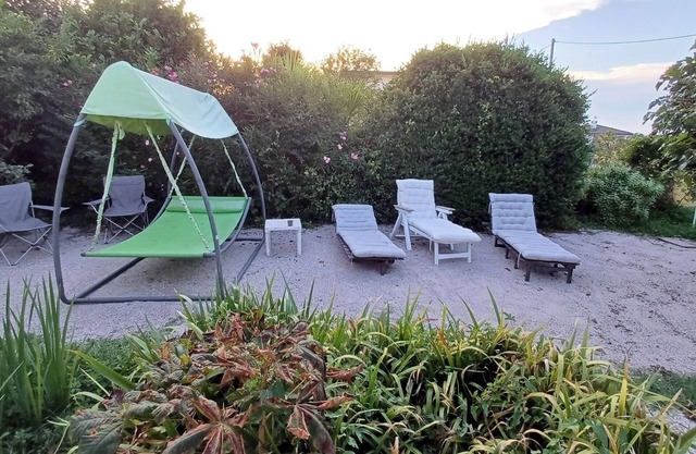 Casa Masciò Independent room with bathroom, garden, parking, Jacuzzi.