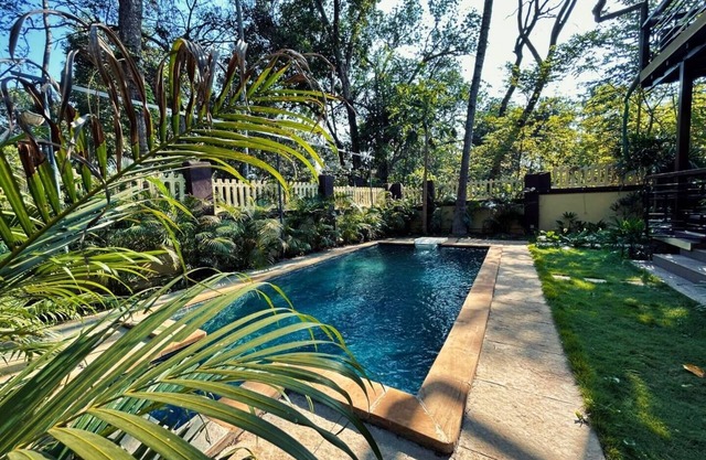 Casa Nona-Spacious 5bhk Pvt Pool Villa North Goa