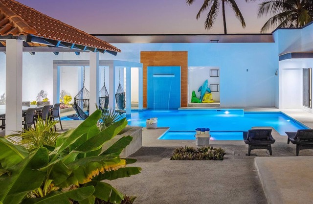 Casa Palxocotl with Private Pool and Pickleball Court for large groups.