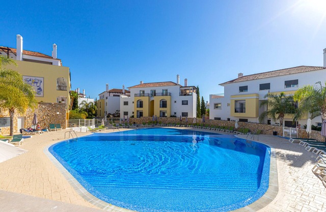 CASA PIPS, O Pomar Resort