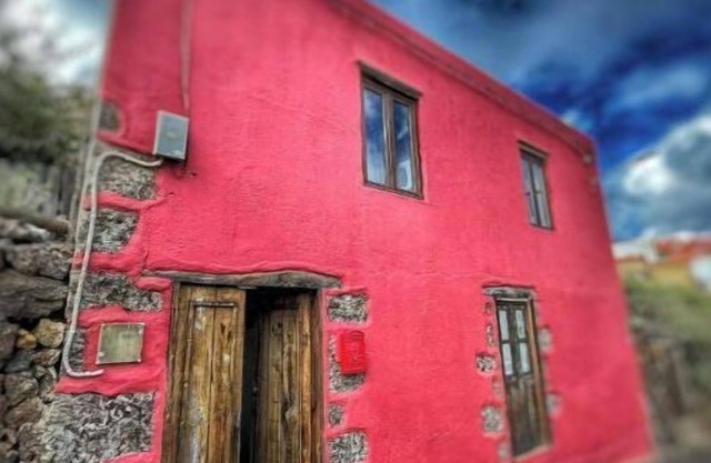 CASA POESiA DE EL HIERRO centrica El Pinar