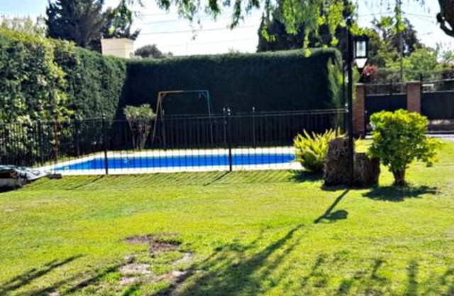 CASA POR LOS CAMINOS DEL VINO EN UN LUGAR DE VIÑEDOS PRIVILEGIADO DE MENDOZA