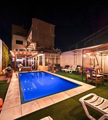 CASA RICARDO PALMA con PISCINA