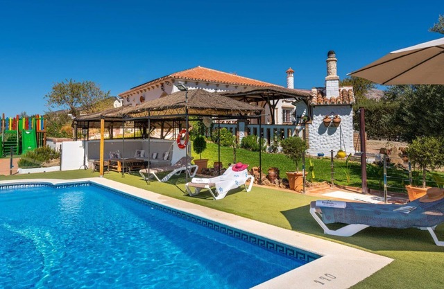 Casa Rural Cayara Villanueva de la Concepción by Ruralidays