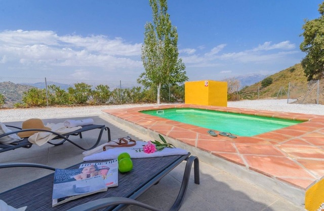 Casa Rural el Nogal Cútar by Ruralidays