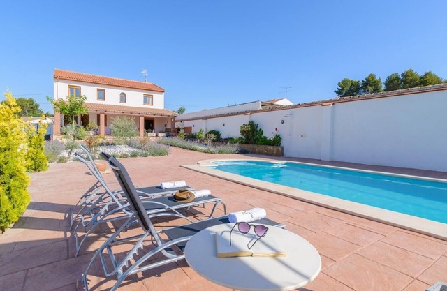 Casa Rural Embalse Bermejales Arenas del Rey by Ruralidays