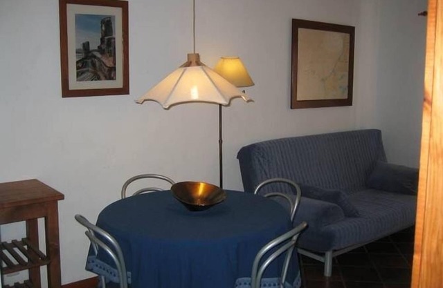 CASA SÃO JOÃO T1 - 1 bedroom apartment 100 m from the beach