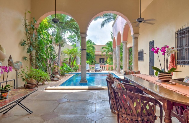 Casa Sur, Hacienda Living in Merida Centro