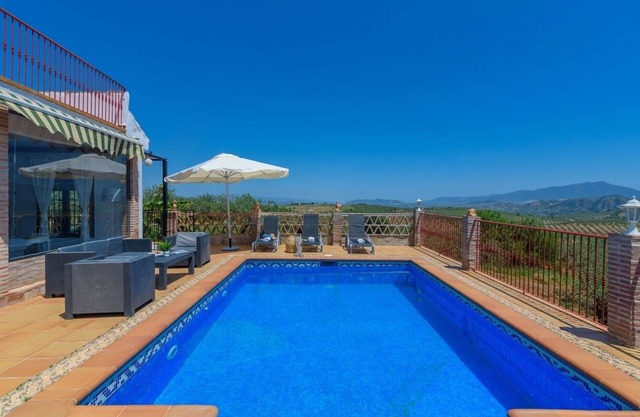 Casa Trigueros Alozaina by Ruralidays