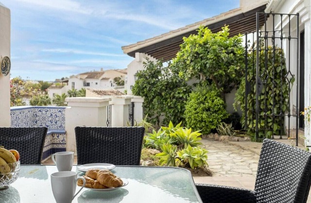 Casablanca 38 - El Oasis de Capistrano!