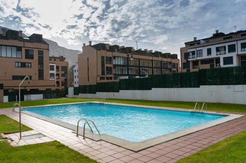 Casadiella, apartamento con terraza y piscina, playa 3 km VUT-5630-AS